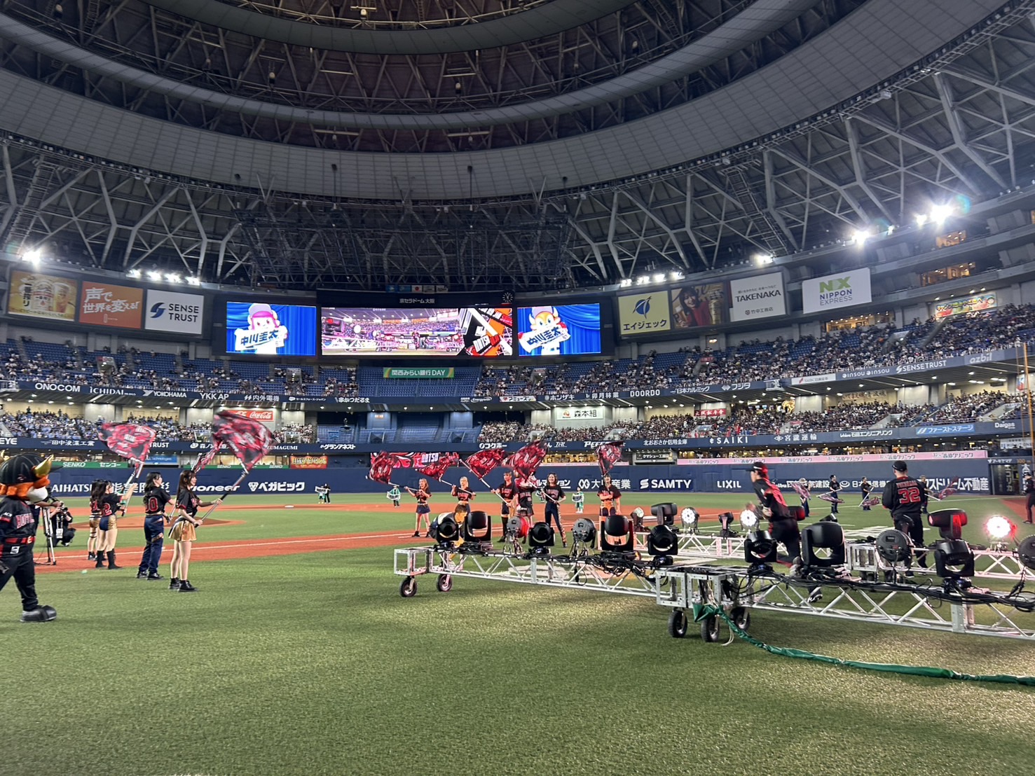 大阪　プロ野球演出　(演出 舞台装置 照明 特殊効果)
